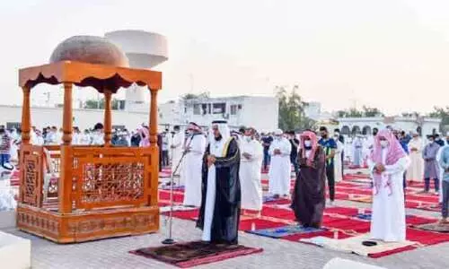 ചെറിയ പെരുന്നാൾ ആഘോഷിച്ച് വിശ്വാസികൾ ചെറിയ പെരുന്നാൾ ആഘോഷിച്ച് വിശ്വാസികൾ