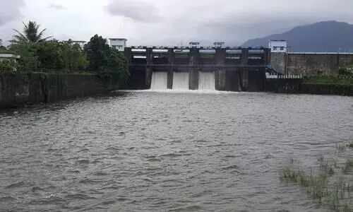 കനത്ത മഴയും കടൽക്ഷോഭവും; പ്രളയ സാധ്യത മുന്നറിയിപ്പ്​