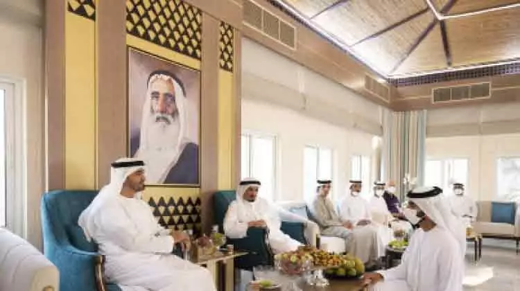 ശൈഖ് മുഹമ്മദ് ബിന് സായിദിനെ അജ്മാന് ഭരണാധികാരി സ്വീകരിച്ചു ശൈഖ് മുഹമ്മദ് ബിന് സായിദിനെ അജ്മാന് ഭരണാധികാരി സ്വീകരിച്ചു