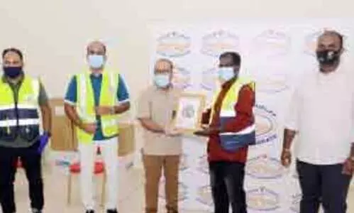 ബി.​കെ.​എ​സ്.​എ​ഫ്​ വ​ള​ൻ​റി​യ​ർ​മാ​രെ അ​ഭി​ന​ന്ദി​ച്ച്​ കാ​പി​റ്റ​ൽ ഗ​വ​ർ​ണ​റേ​റ്റ്‌