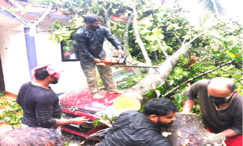കനത്ത മഴയും കാറ്റും; കോട്ടയത്തെ മല​യോര മേഖല ആശങ്കയിൽ