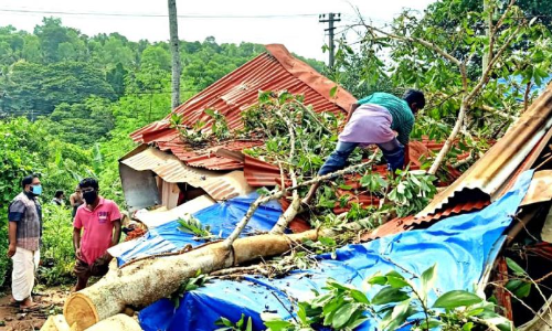 house collapsed in varkkala