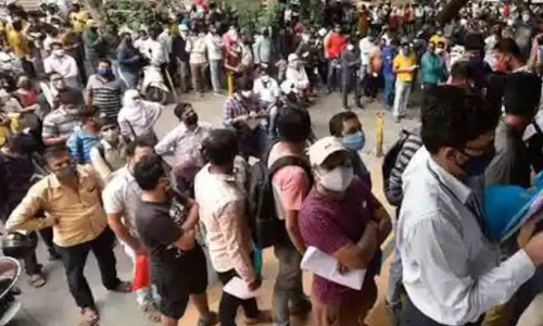 റെംഡെസിവർ വാങ്ങാൻ രോഗിയുടെ ബന്ധുക്കൾ ക്യൂ നിൽക്കണ്ട; സ്വകാര്യ ആശുപത്രികൾക്ക്​ നേരിട്ട്​ നൽകാൻ തീരുമാനം