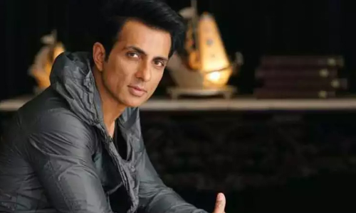 സോനു സൂദി​െൻറ ട്വീറ്റ്​ പുലിവാലായി; ഞങ്ങളെ പഠിപ്പിക്കേണ്ടെന്ന്​ ഡോക്​ടർമാർ