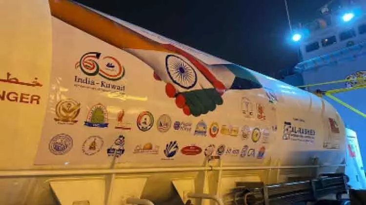 ഇന്ത്യയിലെ കോവിഡ് പ്രതിസന്ധി: സ്നേഹനിശ്വാസം പകർന്ന് കുവൈത്തിലെ പ്രവാസി സംഘടനകൾ ഇന്ത്യയിലെ കോവിഡ് പ്രതിസന്ധി: സ്നേഹനിശ്വാസം പകർന്ന് കുവൈത്തിലെ പ്രവാസി സംഘടനകൾ