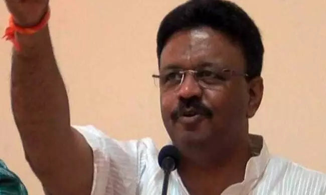 Firhad hakkim Firhad hakkim