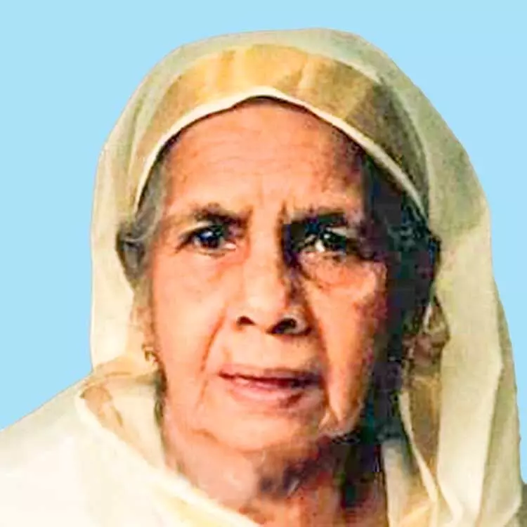 സു​ലൈ​ഖാ ബീ​വി