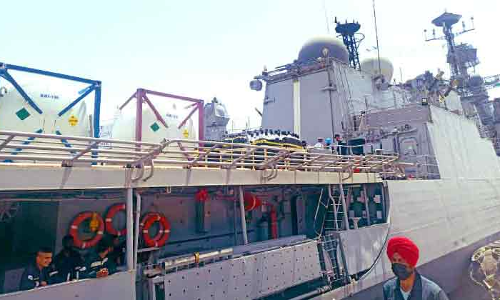 ഗൾഫിൽനിന്ന്​ ​ഇന്ത്യൻ നാവികസേന 2000 മെട്രിക്​ ടൺ ഓക്​സിജൻ കൂടി എത്തിക്കും