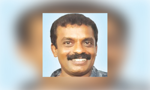 കോവിഡ് ബാധിച്ച് പിതാവ് മരിച്ചു; മകൻ ആത്മഹത്യ ചെയ്തു
