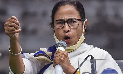 ബംഗാളിലെ തോൽവിക്ക്​ പക വീട്ടി കേന്ദ്രം; നാരദ കേസിൽ തൃണമൂൽ മന്ത്രിമാരെ കസ്റ്റഡിയിലെടുത്ത്​ സി.ബി.ഐ