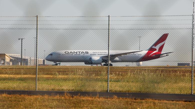 കൃത്യതയില്ലാത്ത കോവിഡ് പരിശോധന ഫലം; ഇന്ത്യയിൽ നിന്നും ആസ്ട്രേലിയയിലേക്കുള്ള വിമാനയാത്ര തടസപ്പെടുന്നുവെന്ന് പരാതി കൃത്യതയില്ലാത്ത കോവിഡ് പരിശോധന ഫലം; ഇന്ത്യയിൽ നിന്നും ആസ്ട്രേലിയയിലേക്കുള്ള വിമാനയാത്ര തടസപ്പെടുന്നുവെന്ന് പരാതി