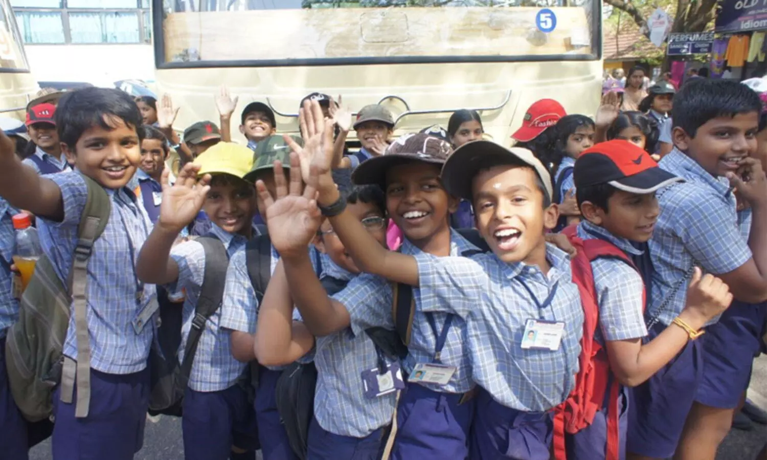 ഒന്ന് മുതൽ ഒമ്പത് വരെ ക്ലാസുകളിൽ ഇൗ വർഷം ഒാൾ പാസ്