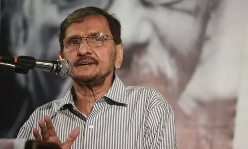 അഭൂതപൂർവമായ വിജയം ആഘോഷിക്കാൻ എൽ.ഡി.എഫ് ആഗ്രഹിക്കുന്നുണ്ടെങ്കിൽ എന്തിനാണ് വിരോധം? എൻ.എസ് മാധവൻ