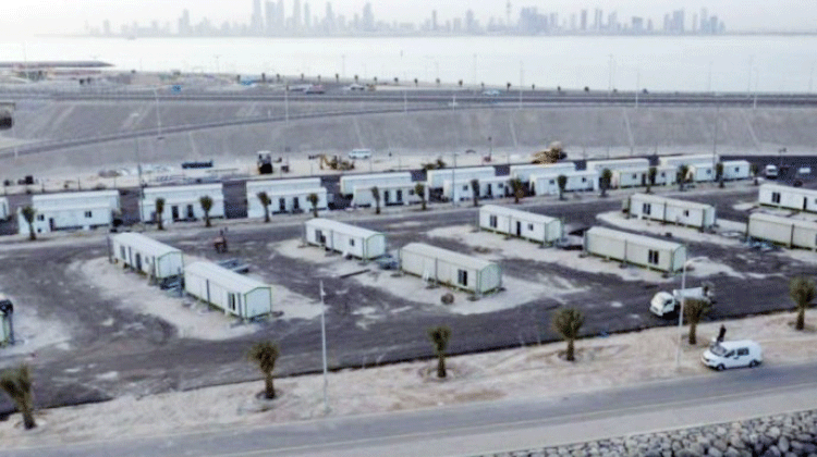 ഡ്രൈവ് ത്രൂ വാക്സിനേഷൻ കേന്ദ്രം സന്ദർശിച്ച് എണ്ണ മന്ത്രി ഡ്രൈവ് ത്രൂ വാക്സിനേഷൻ കേന്ദ്രം സന്ദർശിച്ച് എണ്ണ മന്ത്രി