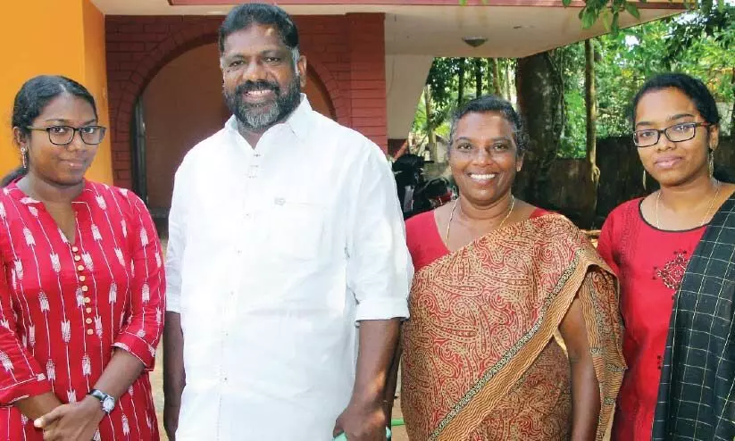 Chittayam Gopakumar with family