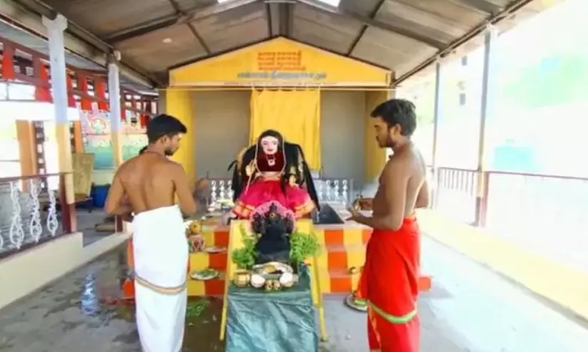 കോയമ്പത്തൂരിൽ കൊറോണ ദേവിക്ക് ക്ഷേത്രം കോയമ്പത്തൂരിൽ കൊറോണ ദേവിക്ക് ക്ഷേത്രം