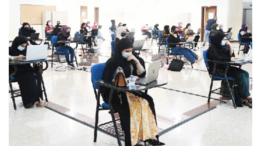 ക്ലാസ്​ മുറികളിൽ പരീക്ഷ നടത്തി ഷാര്‍ജ സര്‍വകലാശാല