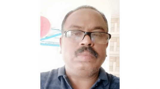 തൃ​ശൂ​ര്‍ സ്വ​ദേ​ശി ഹൃ​ദ​യാ​ഘാ​തം മൂ​ലം മ​രി​ച്ചു