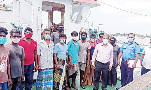 fishermen rescued from sea