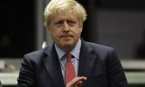 ബ്രിട്ടീഷ്​ പ്രധാനമന്ത്രി ബോറിസ്​ ജോൺസണ്​ കോവിഡ്​ പരിചരണം നൽകി ശ്രദ്ധേയയായ നഴ്​സ്​ ജെന്നി മക്​ഗി രാജിവെച്ചു; കാരണമിതാണ്​...