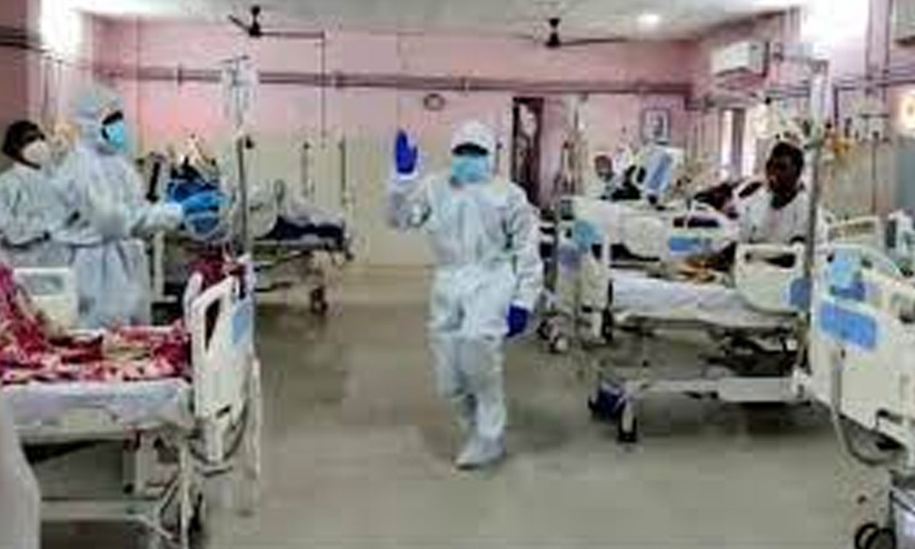 ഐ.സി.യുവിൽ നൃത്തവിരുന്നൊരുക്കി ഡോക്ടരും നഴ്സുമടങ്ങുന്ന സംഘം; ആസ്വദിച്ച് കോവിഡ് രോഗികൾ ഐ.സി.യുവിൽ നൃത്തവിരുന്നൊരുക്കി ഡോക്ടരും നഴ്സുമടങ്ങുന്ന സംഘം; ആസ്വദിച്ച് കോവിഡ് രോഗികൾ