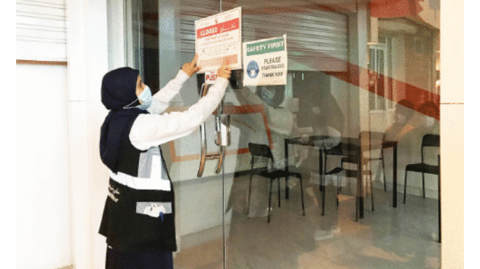 മുൻകരുതൽ പാലിച്ചില്ല; 10 റസ്റ്റാറൻറുകൾക്ക് പിഴ മുൻകരുതൽ പാലിച്ചില്ല; 10 റസ്റ്റാറൻറുകൾക്ക് പിഴ