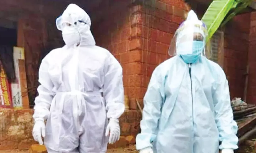 അവശയായ യുവതിക്ക് തണലായി ഷമിയും വിന്നിയും അവശയായ യുവതിക്ക് തണലായി ഷമിയും വിന്നിയും