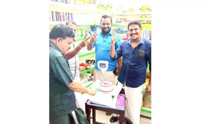 രണ്ടാം പിണറായി സർക്കാർ: ആഹ്ലാദത്തിൽ പത്തനംതിട്ട ജില്ലയും പങ്കുചേർന്നു രണ്ടാം പിണറായി സർക്കാർ: ആഹ്ലാദത്തിൽ പത്തനംതിട്ട ജില്ലയും പങ്കുചേർന്നു