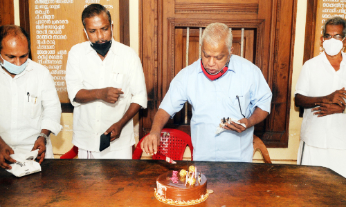 നാട്​ സാക്ഷി; നിശ്ശബ്​ദ ആഘോഷത്തിന്