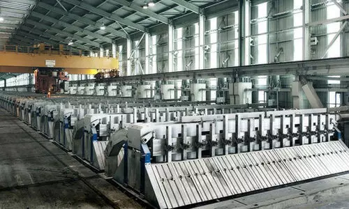 സാമ്പത്തിക വൈവിധ്യവത്​കരണം:  നിർണായക ശക്തിയായി ഉൽപാദന മേഖല