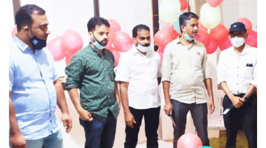 ഇടതു​ സർക്കാറി​െൻറ വിജയം ​െഎ.എം.സി.സി ആഘോഷിച്ചു