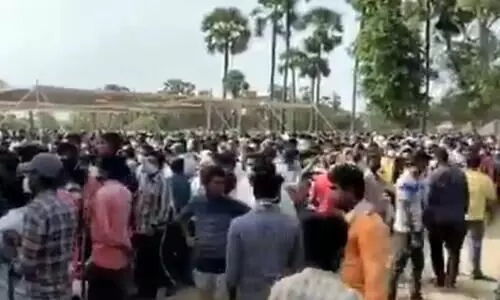 Andhra Man’s Herbal Covid-19 Treatment Draws Crowds government stopped the distribution