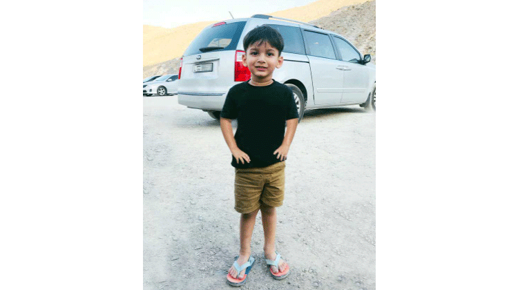 മലനിരയില് കാണാതായ രണ്ട് വയസുള്ള ഇന്ത്യൻ ബാലനെ രക്ഷിച്ച് റാക് പൊലീസ് മലനിരയില് കാണാതായ രണ്ട് വയസുള്ള ഇന്ത്യൻ ബാലനെ രക്ഷിച്ച് റാക് പൊലീസ്