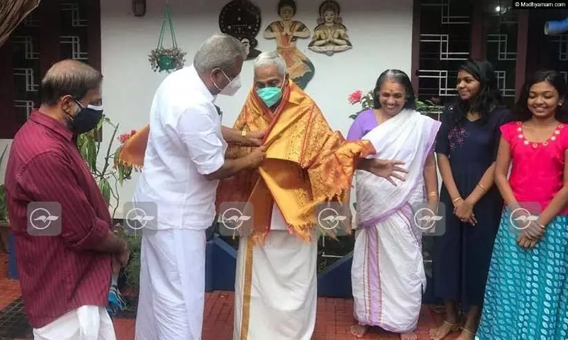 അരങ്ങിലെ വിസ്മയത്തിന് പിറന്നാളാഘോഷം അരങ്ങിലെ വിസ്മയത്തിന് പിറന്നാളാഘോഷം