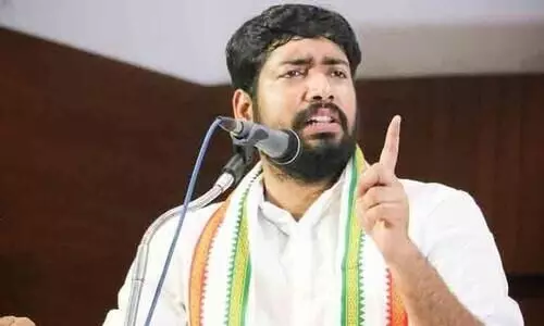 കെ.എസ്.യു സംസ്ഥാന, ജില്ലാ കമ്മറ്റികള്‍ പിരിച്ചു വിടണം- നേതൃത്വത്തിന് കത്തയച്ച് കെ.എം അഭിജിത്ത്