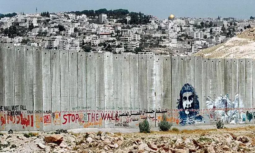 അധിനിവേശം + വംശഹത്യ = ഇസ്രായേൽ