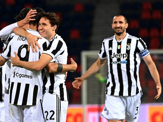 ലാസ്റ്റ് ബസ് പിടിച്ച് യുവെ ലാസ്റ്റ് ബസ് പിടിച്ച് യുവെ