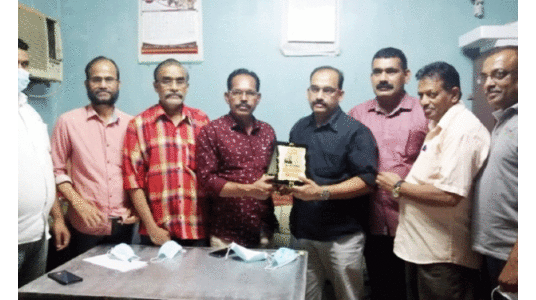 കേ​ളി യാ​ത്ര​യ​യ​പ്പ് ന​ൽ​കി