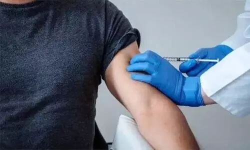 വരുന്നു; ബൂസ്​റ്റർ വാക്സിനേഷൻ; വൈറസിന്‍റെ ജനിതക വ്യതിയാനം വെല്ലുവിളി