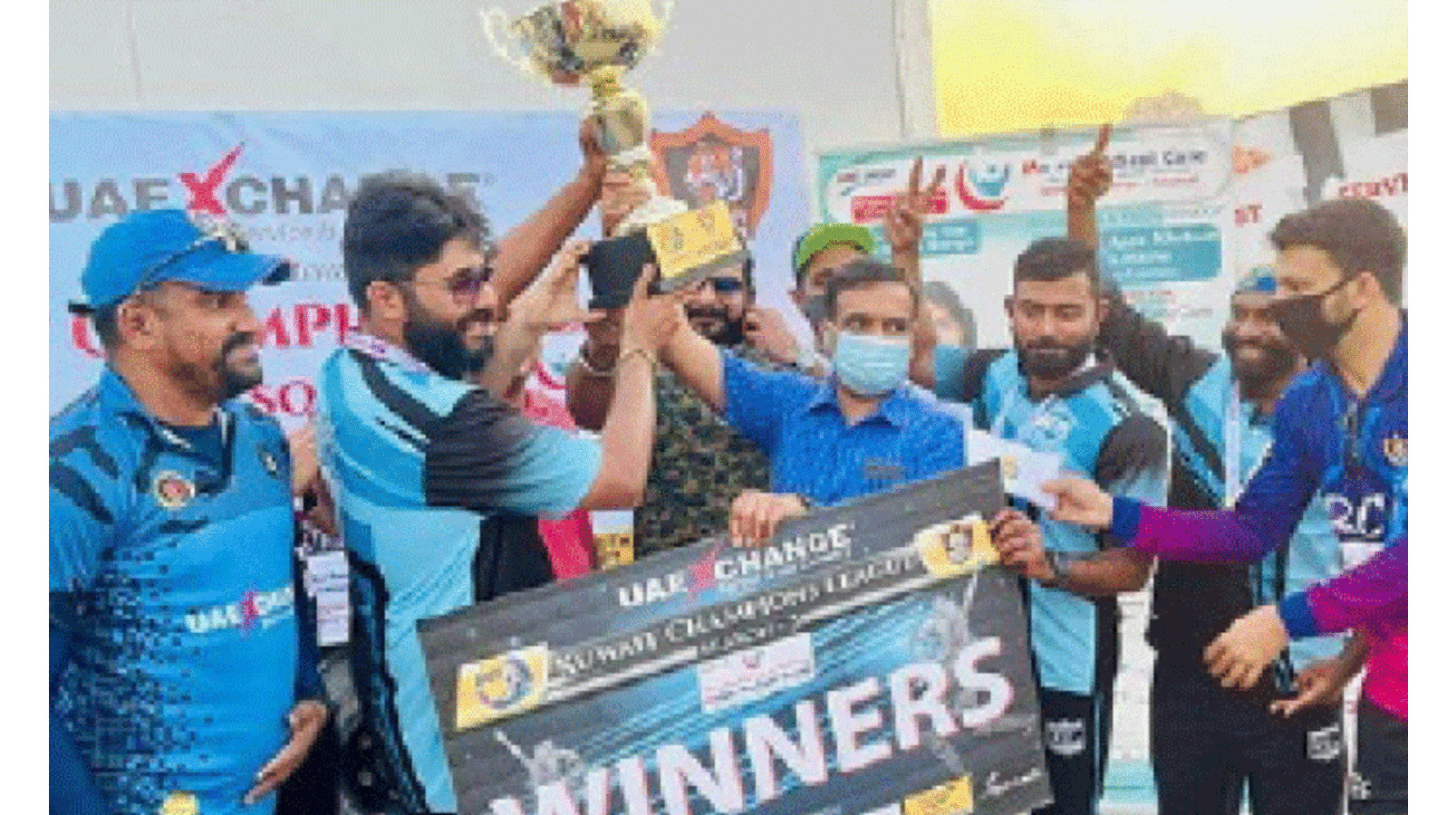 ചാ​മ്പ്യ​ൻ​സ്​ ലീ​ഗ്​ ക്രി​ക്ക​റ്റ്​: മെ​ൻ ഇ​ൻ ബ്ലൂ ​ജേ​താ​ക്ക​ളാ​യി