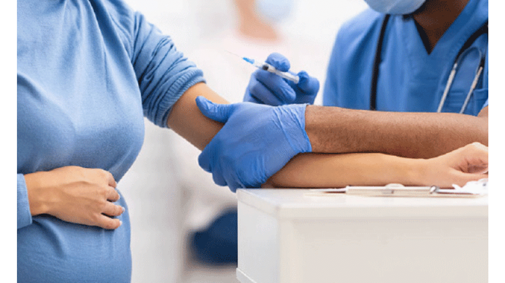 ഗ​ർ​ഭി​ണി​ക​ൾ​ക്ക്​ വാ​ക്​​സി​ൻ ന​ൽ​ക​ണ​മെ​ന്ന്​ വി​ദ​ഗ്​​ധ​ർ