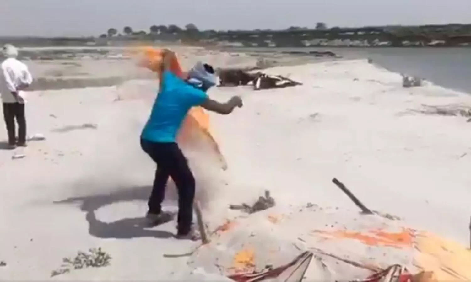 Covid Death Which cleaning campaign is this? Priyanka Gandhi Tweet