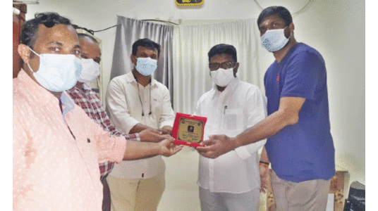 ഹാരിസ് വണ്ടാനത്തിന്​ യാത്രയയപ്പ്​ നൽകി