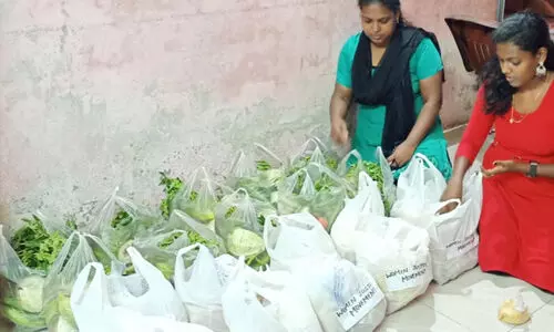 ക്വാറൻറീനിൽ കഴിയുന്ന കുടുംബങ്ങൾക്ക് ഭക്ഷ്യകിറ്റ് വിതരണം ചെയ്തു