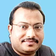 സു​രേ​ഷ്