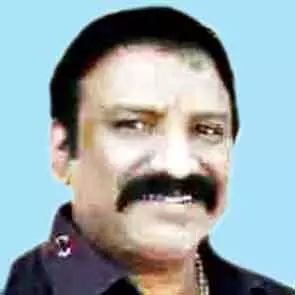 സു​രേ​ന്ദ്ര​നാ​ഥ്