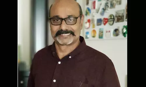 ഗൾഫ്​ ന്യൂസ്​ അസിസ്​റ്റൻറ്​ എഡിറ്റർ സന്തോഷ്​ കുമാർ ദുബൈയിൽ നി​ര്യാതനായി