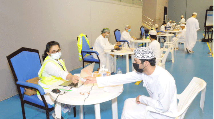 12ാം ക്ലാസ് വിദ്യാർഥികളുടെ കുത്തിവെപ്പ് തുടങ്ങി 12ാം ക്ലാസ് വിദ്യാർഥികളുടെ കുത്തിവെപ്പ് തുടങ്ങി