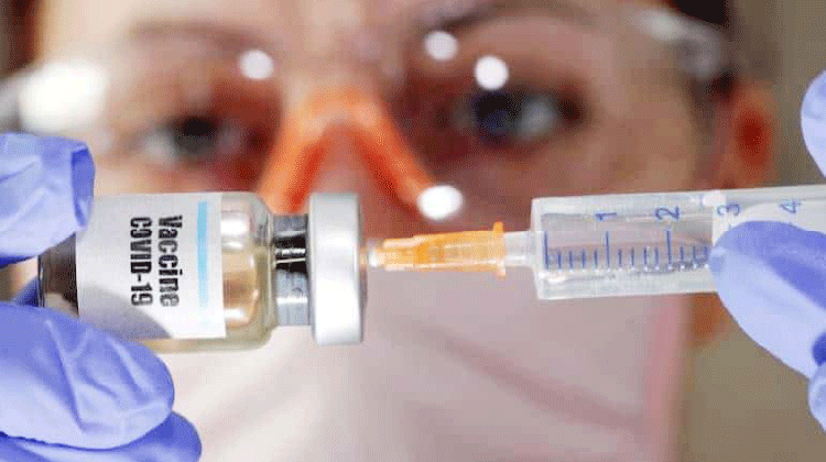 പ്രവാസികൾക്ക് വാക്സിനേഷന് മുൻഗണന; അപേക്ഷിക്കേണ്ടതിങ്ങനെ പ്രവാസികൾക്ക് വാക്സിനേഷന് മുൻഗണന; അപേക്ഷിക്കേണ്ടതിങ്ങനെ