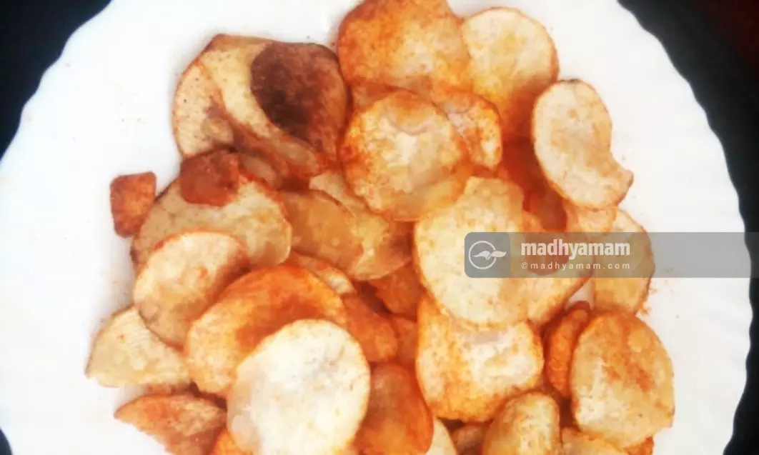 Chembu chips or Taro root chip